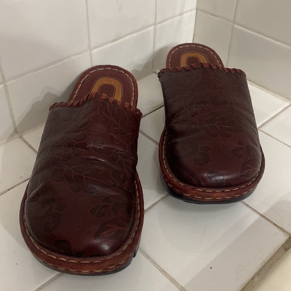 Dark red Born clogs with floral patterned leather - Picture 3 of 8